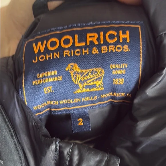 Woolrich kids navy parka size 2